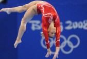 多米体育网页版-字母哥48+11暴走！雄鹿客场掀翻湖人，超神一战引爆全网